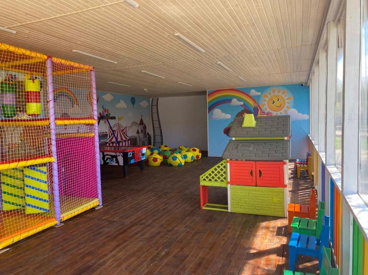 Liman Park Eco Hotel Stara Zbur'yivka 外观 照片